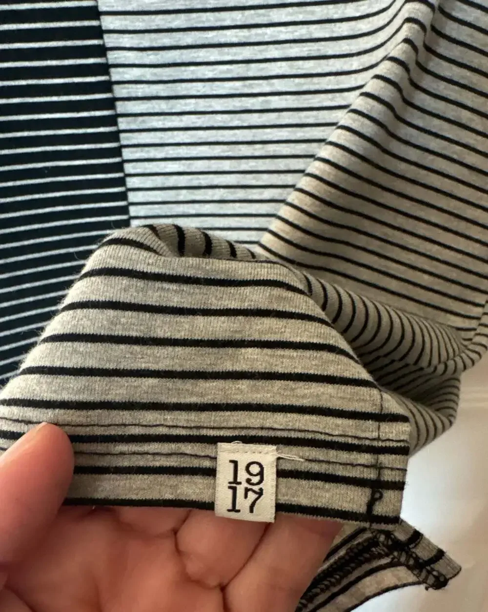Sovereign Code Split Striped T-Shirt Size L - Picture 5 of 7